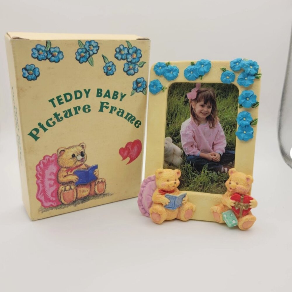 VTG 1995 Teddy Bear floral Picture Frame • Hand Painted 3 x 4 free standing